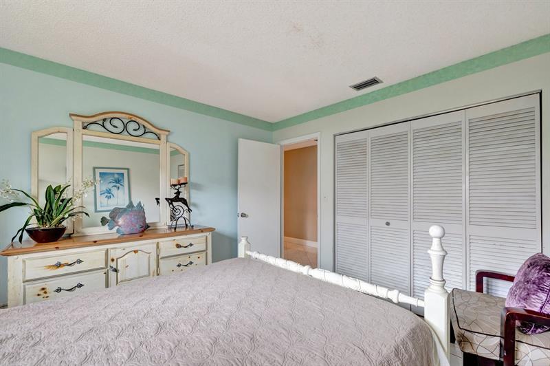 Image 33 of 68 For 5230 73rd Way