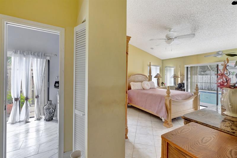 Image 39 of 68 For 5230 73rd Way