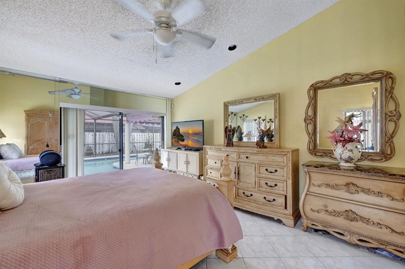 Image 42 of 68 For 5230 73rd Way