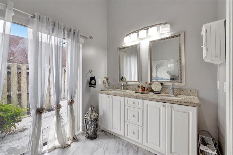 Image 46 of 68 For 5230 73rd Way