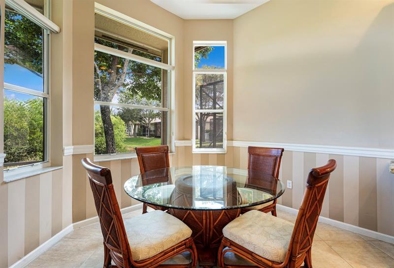 Image 10 of 39 For 1914 Via Castello