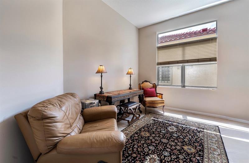 Image 13 of 39 For 1914 Via Castello