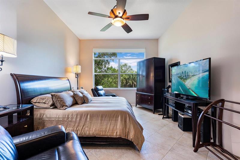 Image 20 of 39 For 1914 Via Castello