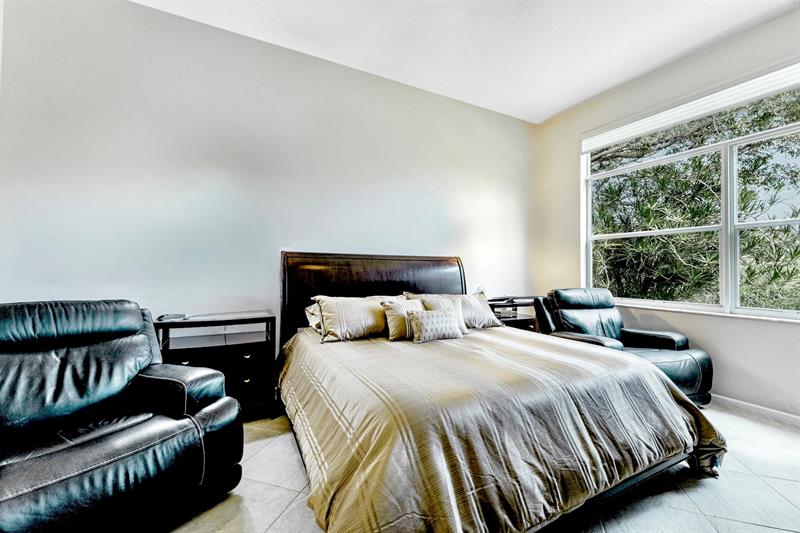 Image 21 of 39 For 1914 Via Castello