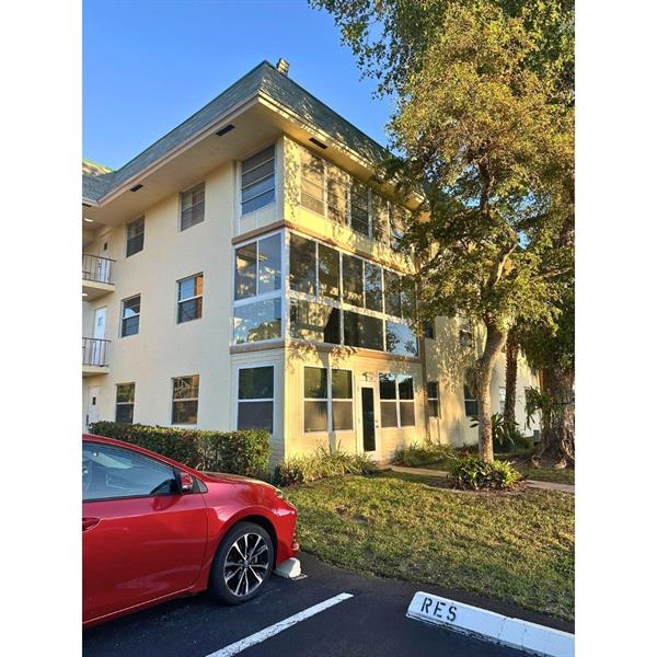 Details for 5190 Sabal Palm Blvd  201, Tamarac, FL 33319