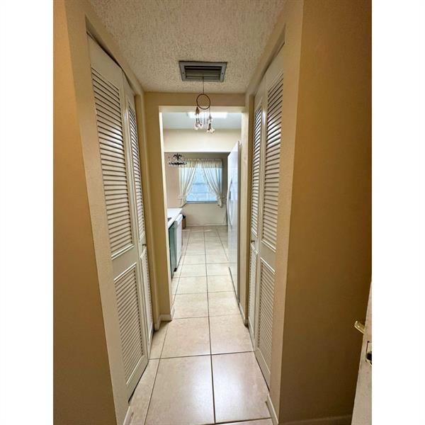 Image 14 of 20 For 5190 Sabal Palm Blvd  201