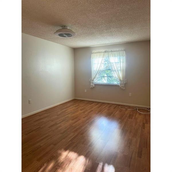 Image 15 of 20 For 5190 Sabal Palm Blvd  201