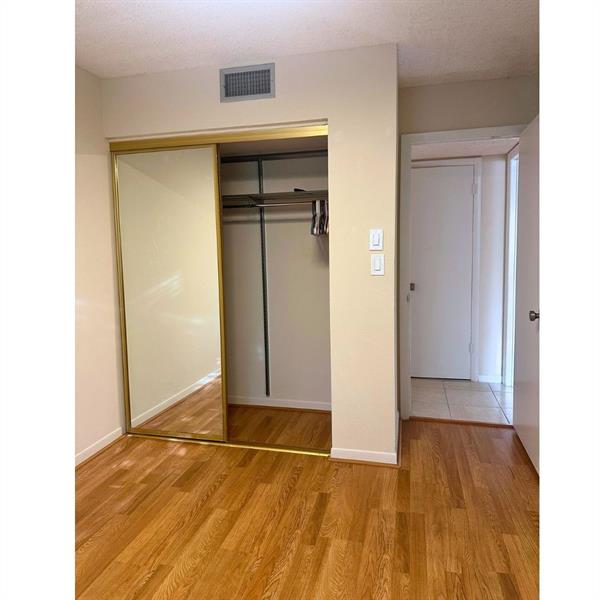 Image 17 of 20 For 5190 Sabal Palm Blvd  201