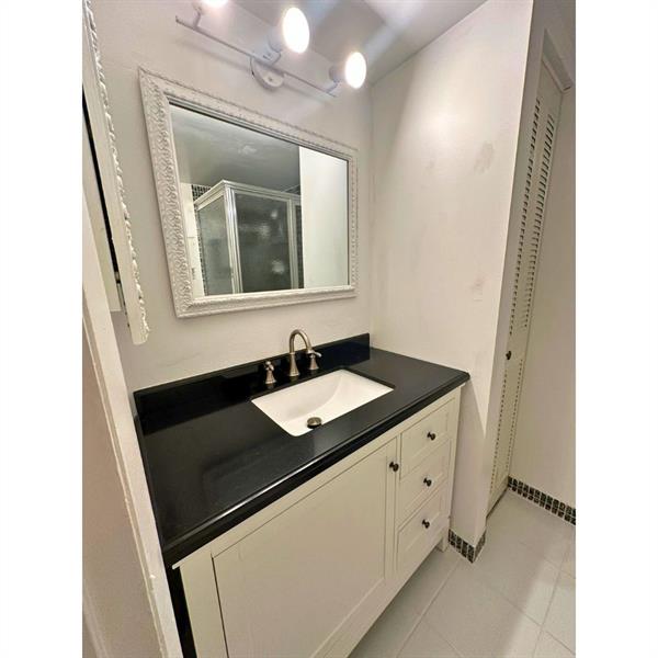 Image 20 of 20 For 5190 Sabal Palm Blvd  201