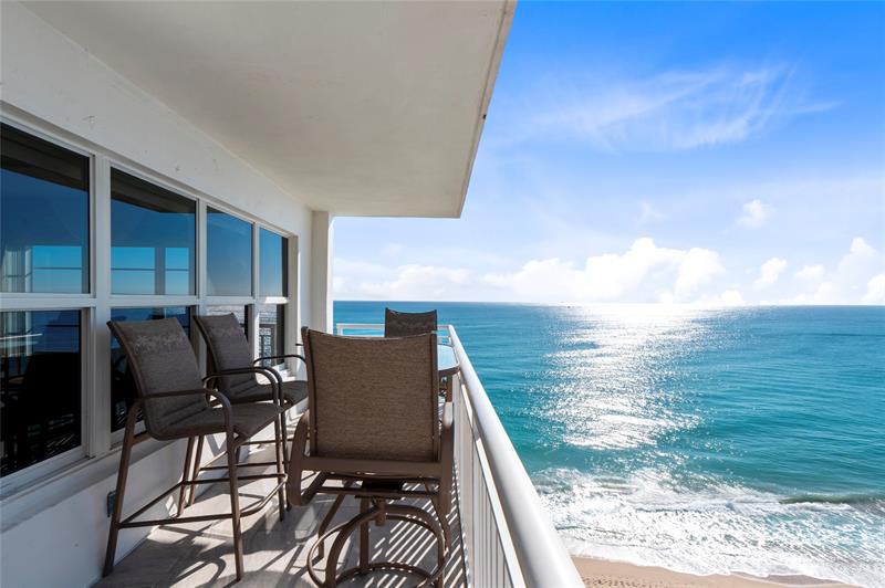 Image 10 of 39 For 3850 Galt Ocean Dr  1001