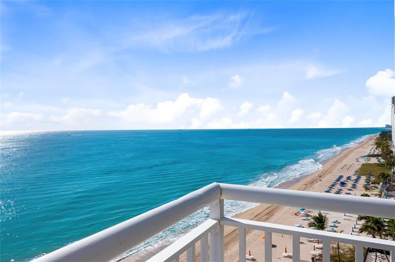 Image 8 of 39 For 3850 Galt Ocean Dr  1001