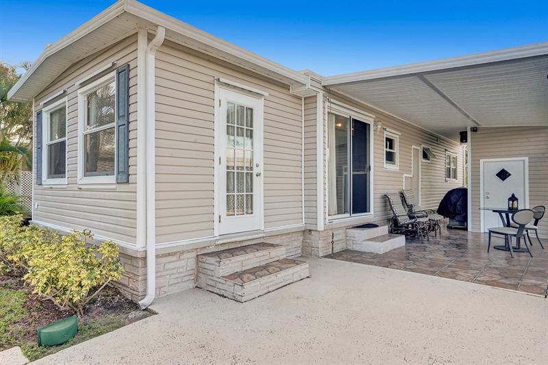 Image 16 of 31 For 2301 86th Ter