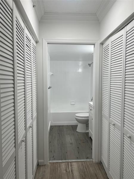Image 15 of 47 For 4856 State Rd 7  1108