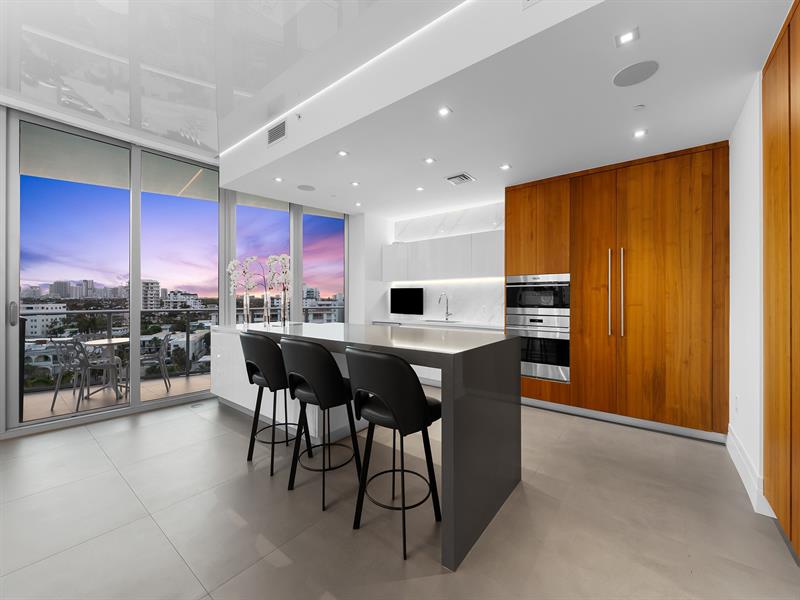 Image 12 of 56 For 701 Fort Lauderdale Beach Blvd  605