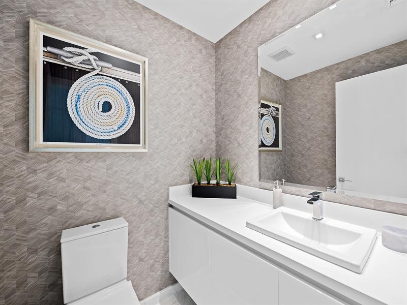 Image 21 of 56 For 701 Fort Lauderdale Beach Blvd  605