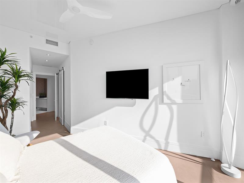 Image 24 of 56 For 701 Fort Lauderdale Beach Blvd  605