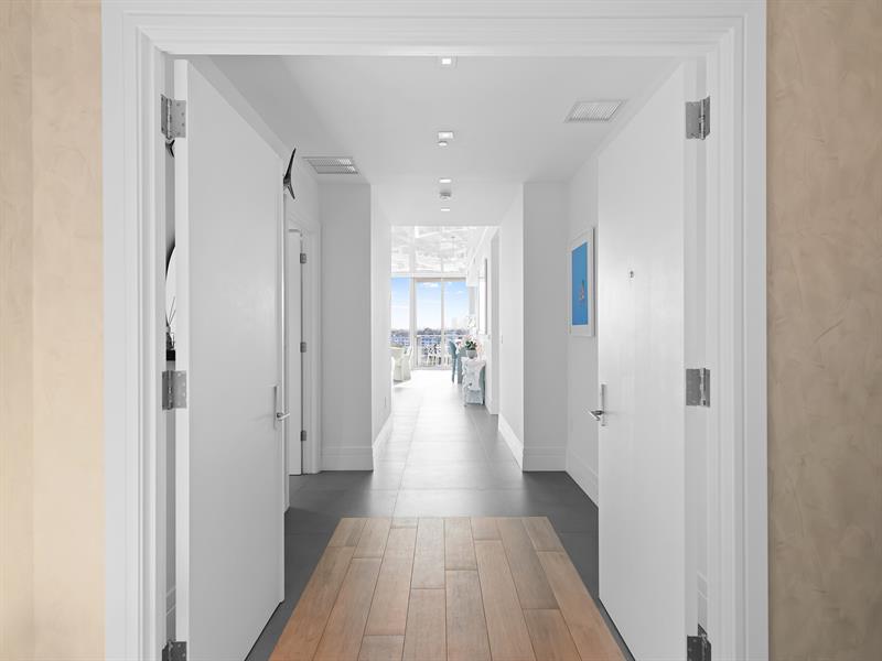Image 32 of 56 For 701 Fort Lauderdale Beach Blvd  605