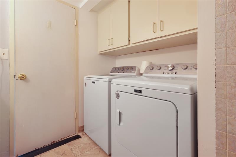 Image 17 of 29 For 2500 Las Olas Blvd  406
