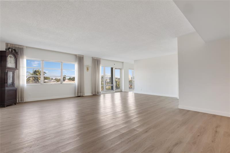 Image 3 of 29 For 2500 Las Olas Blvd  406