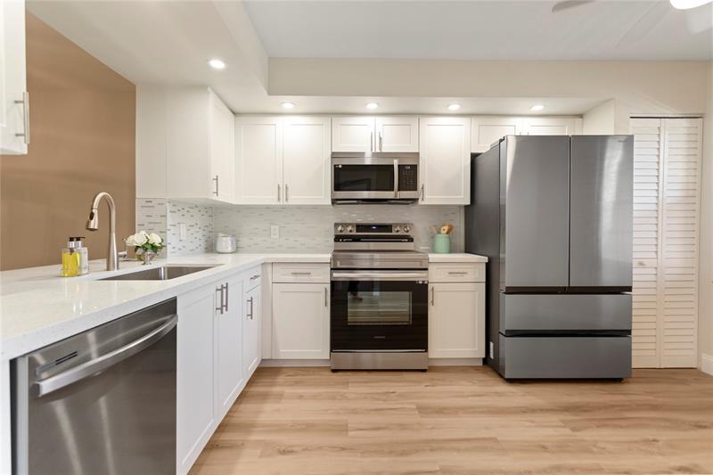 Details for 1501 131st Way  211p, Pembroke Pines, FL 33027