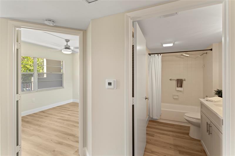 Image 17 of 50 For 1501 131st Way  211p