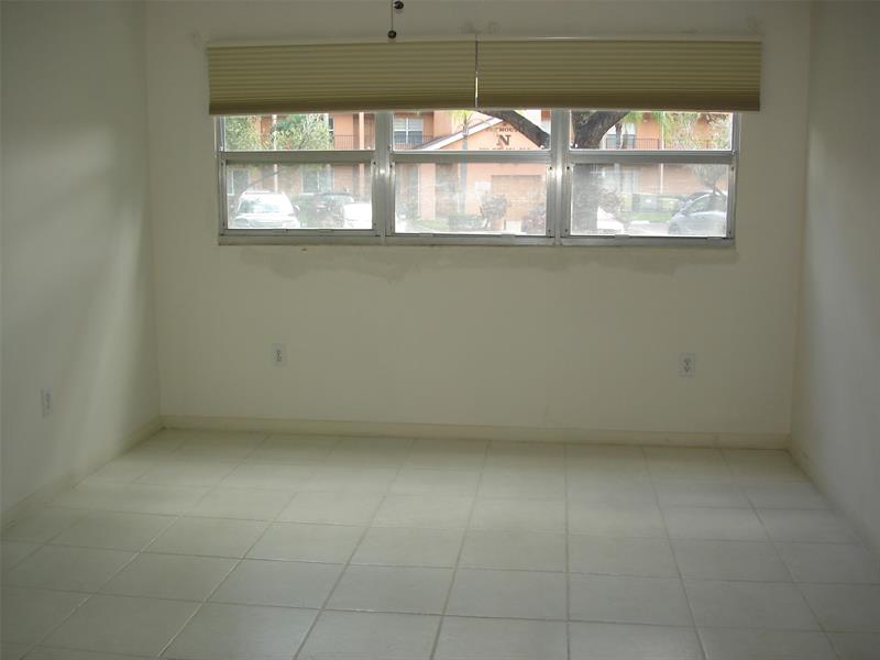 Image 10 of 13 For 571 142 Ave  106