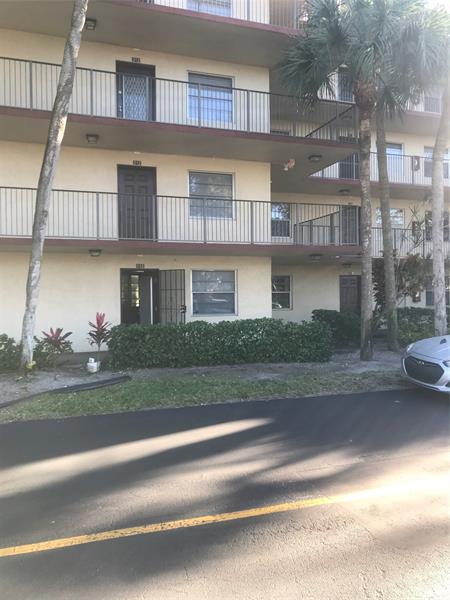 Details for 3341 47 Terrace  112, Lauderdale Lakes, FL 33319