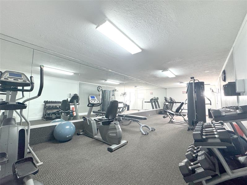 Image 20 of 21 For 2190 68th St  512