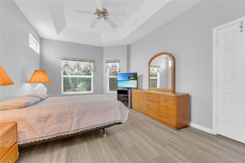 Image 20 of 45 For 11630 48 Street