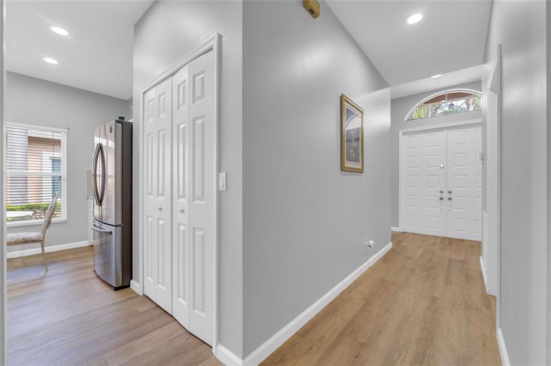 Image 3 of 45 For 11630 48 Street