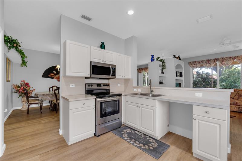 Image 6 of 45 For 11630 48 Street