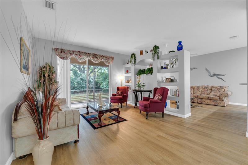 Image 9 of 45 For 11630 48 Street