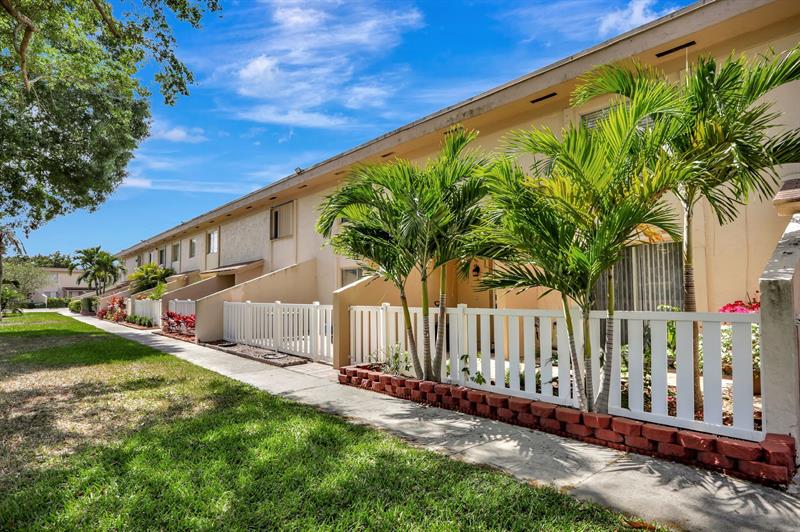 Details for 1419 80th Ave  H, Margate, FL 33063