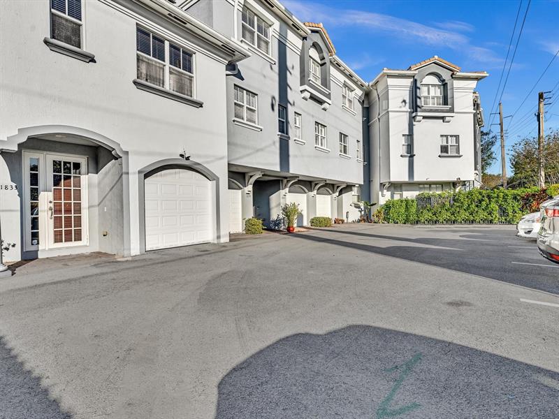 Details for 1839 Dixie Hwy  1839, Fort Lauderdale, FL 33305