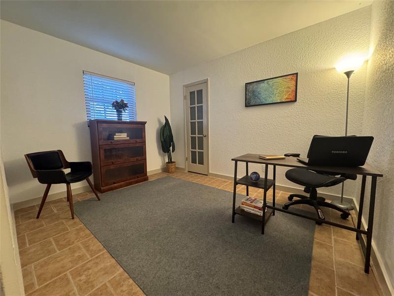 Image 14 of 22 For 815 28th St  104