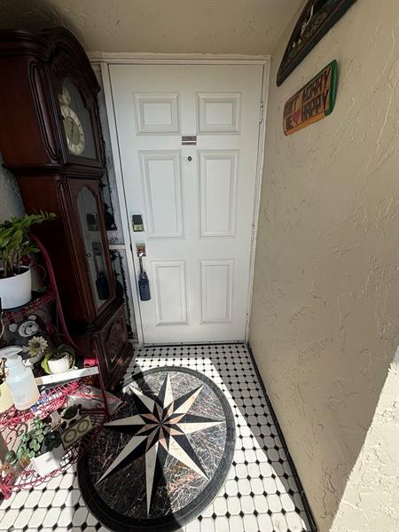 Image 32 of 55 For 1537 Hillsboro Blvd 745