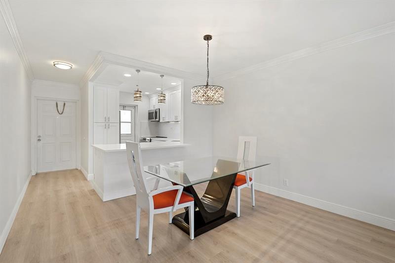 Image 13 of 29 For 1301 Hillsboro Blvd  104