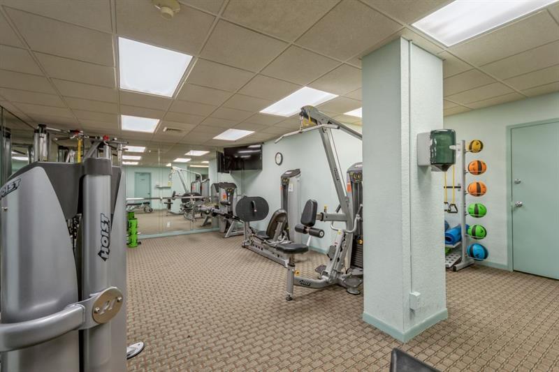 Image 36 of 37 For 5100 N Ocean Blvd  200