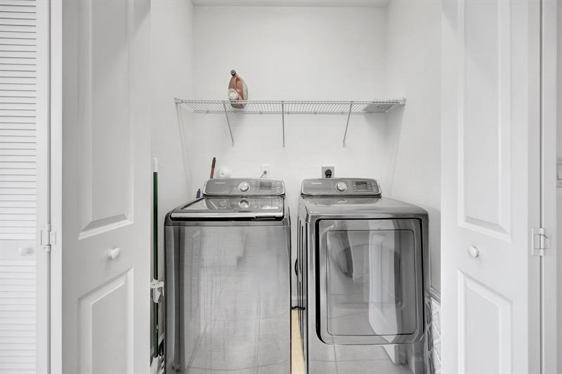 Image 32 of 57 For 2574 2nd St  