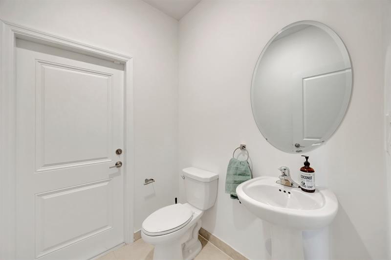 Image 14 of 48 For 12738 212th St