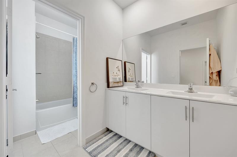 Image 26 of 48 For 12738 212th St