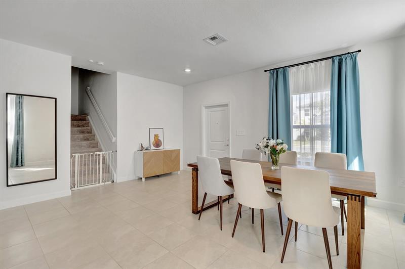 Image 6 of 48 For 12738 212th St