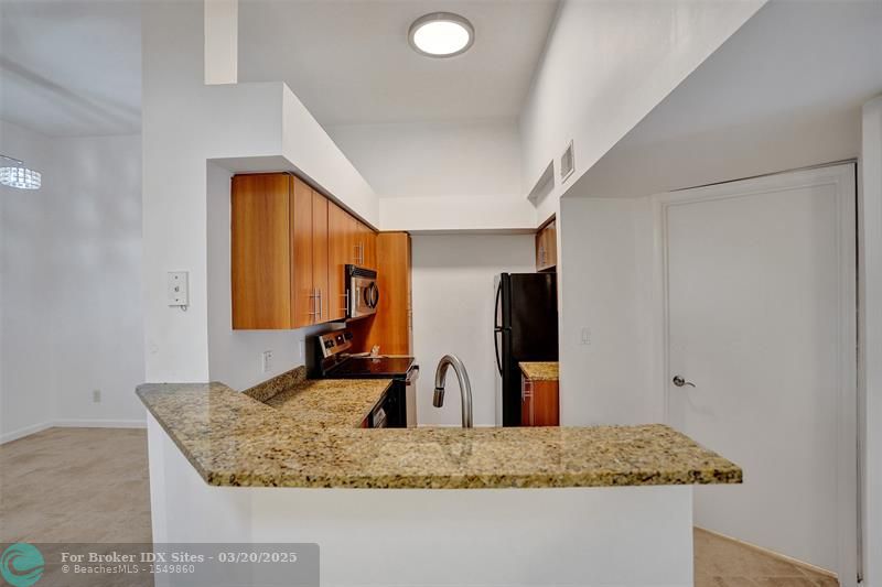 Image 17 of 44 For 1050 Crystal Way  N