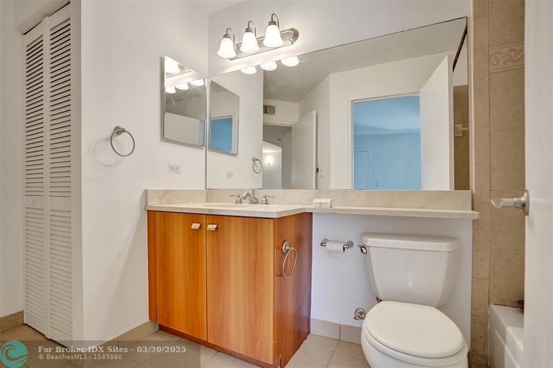 Image 32 of 44 For 1050 Crystal Way  N
