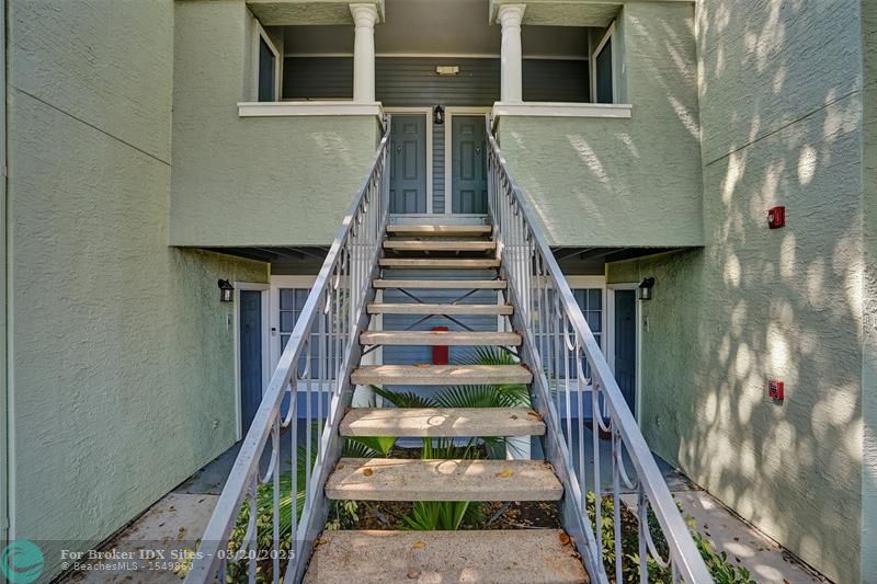 Image 5 of 44 For 1050 Crystal Way  N