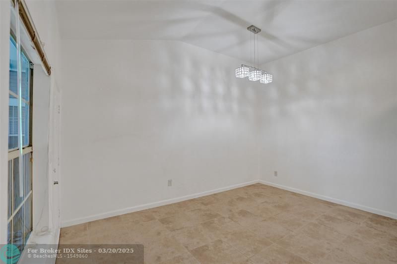 Image 6 of 44 For 1050 Crystal Way  N