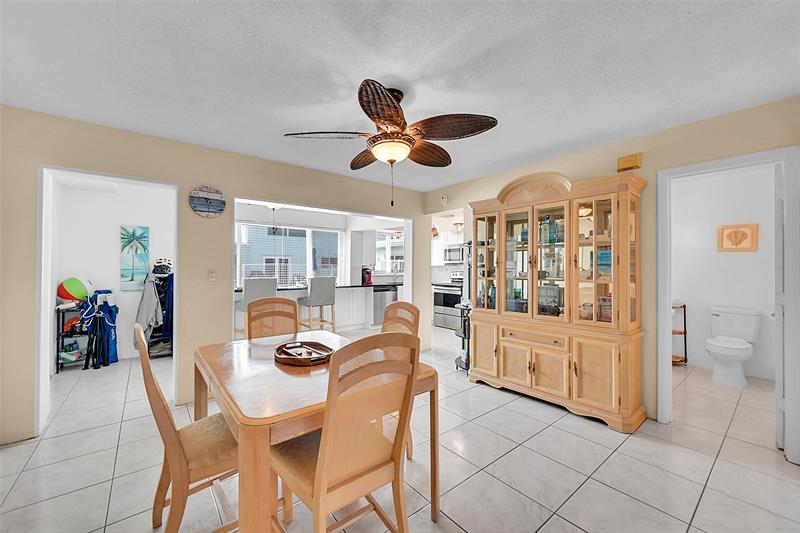Image 9 of 47 For 5400 Ocean Blvd  20