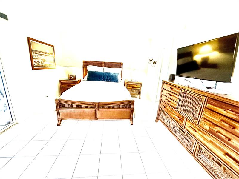 Image 21 of 38 For 42 Tilford C  42