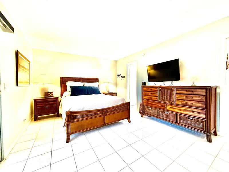 Image 22 of 38 For 42 Tilford C  42