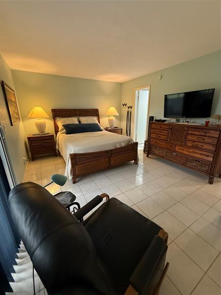 Image 24 of 38 For 42 Tilford C  42